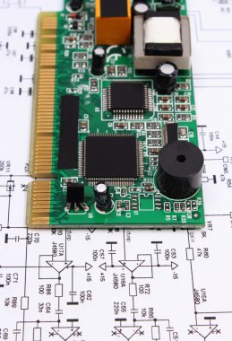 Baskılı devre kartı elektronik, teknoloji diyagram üzerinde yalan 