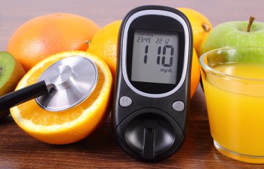 Şeker Ölçüm, stetoskop, meyve ve meyve suyu, şeker hastalığı, sağlıklı yaşam ve beslenme