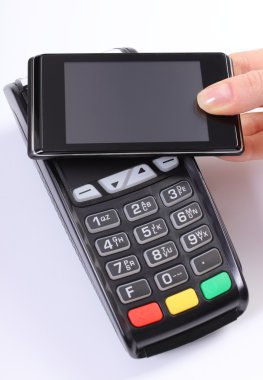 Cep telefonu ile Nfc teknoloji, finans kavramı ile ödeme terminal kullanarak