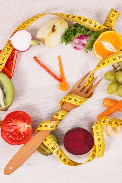 Centimetro Con Frutta Verdura Fresca Matura Forma Orologio Che Mostra — Foto Stock