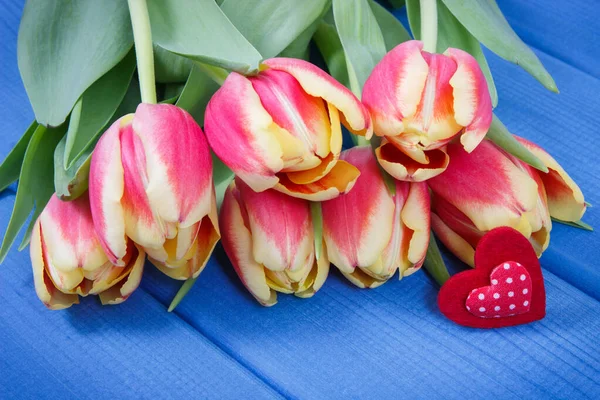 Bouquet Fresh Tulips Red Heart Shape Blue Boards Surprise Birthday — Stock Photo, Image