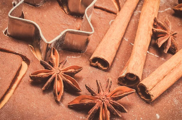 Koekjessnijders Specerijen Deeg Voor Peperkoek Andere Feestelijke Koekjes Bakken Kerstmis — Stockfoto