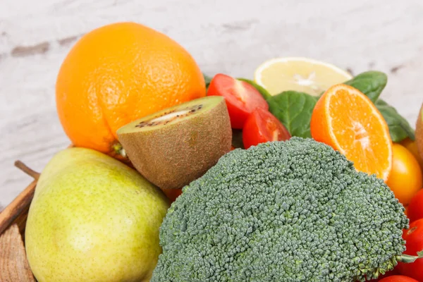 Natuurlijke Groenten Fruit Voedzaam Voedsel Dat Gezonde Mineralen Vitaminen Bevat — Stockfoto