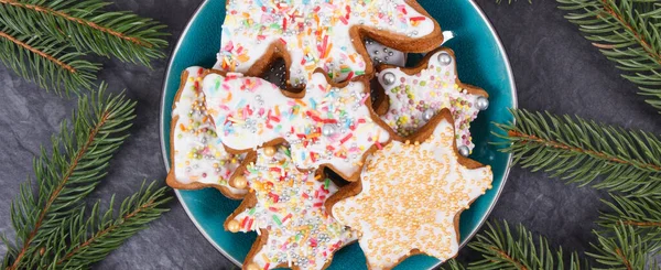 Fresh Baked Homemade Gingerbread Decorations Green Spruce Branches Christmas Time — Stock Photo, Image