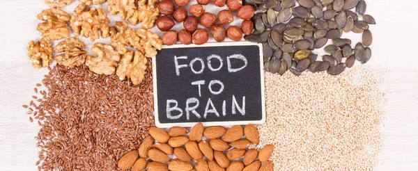 健康と良い記憶のための脳と最高の栄養価の高い食品への食品の碑文 健康的な食事の概念 — ストック写真