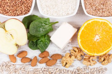 Doğal P vitamini, diyet lifleri ve mineraller içeriyor. Sağlıklı yaşam tarzları için en iyi yiyecek.