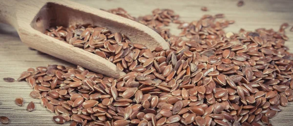 Heap Linseed Wooden Spoon Containing Dietary Fiber Natural Minerals Nutritious — Stock Photo, Image