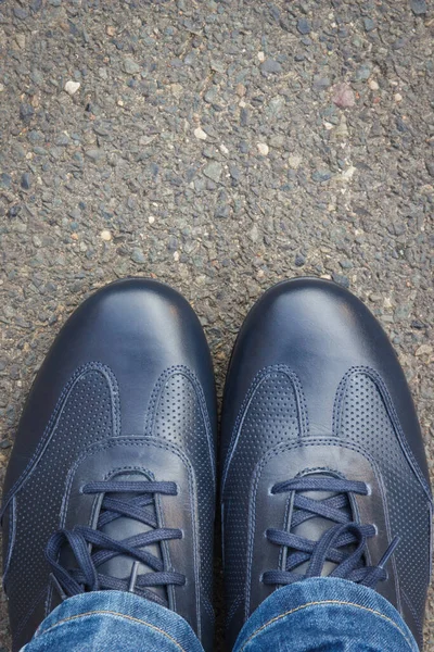 Cómodos Zapatos Cuero Azul Marino Casual Camino Asfalto Sendero Calzado — Foto de Stock