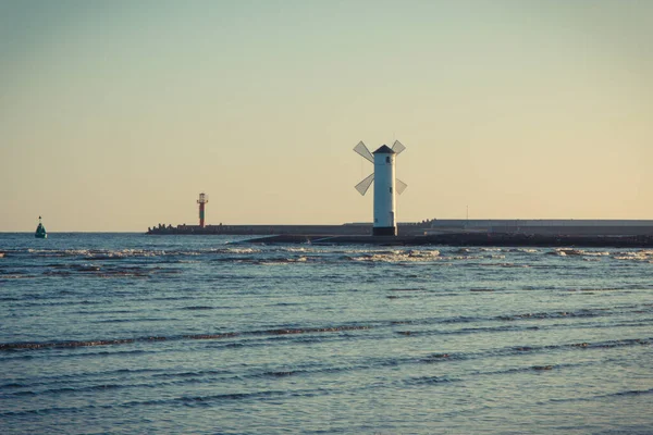 Swinoujscie Pomerânia Ocidental Polónia Junho 2021 Vista Sobre Moinho Vento — Fotografia de Stock