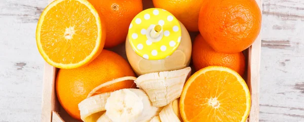 柑橘类水果中含有天然维生素和矿物质的新鲜健康软果 节食和减肥 — 图库照片