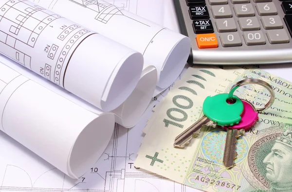 Diagramas elétricos laminados no desenho de construção de casa e dinheiro com chaves — Fotografia de Stock