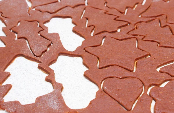 Masa para galletas en forma de árbol de Navidad y estrella — Foto de Stock