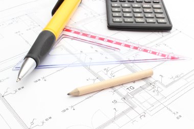 Çizim aksesuarları ve konut planı hesap makinesi