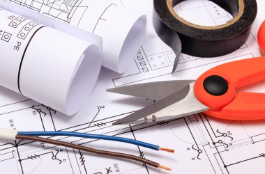 Mühendis işleri ve diyagramlar çizim inşaat üzerinde rulo için aksesuarlar