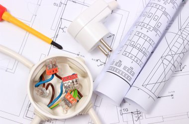 Elektrik kutusu, elektrik fişi ve diyagramlar çizim İnşaat