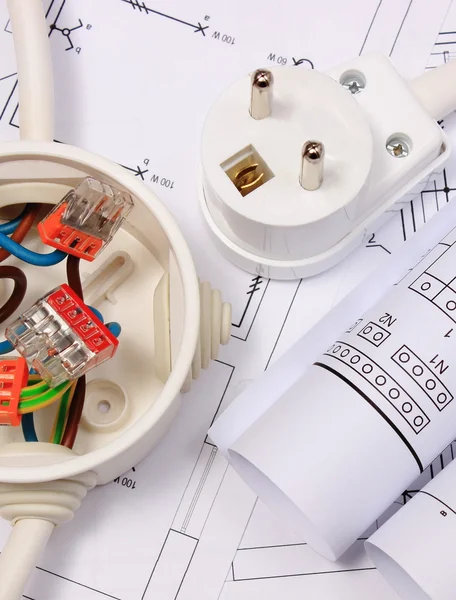 Caja eléctrica, diagramas y enchufe eléctrico en el dibujo de construcción — Foto de Stock