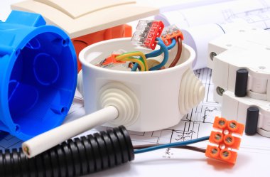 Elektrik tesisat ve inşaat diyagramları için bileşenler