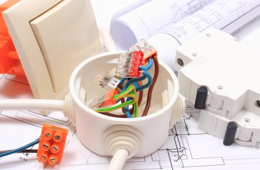 Elektrik tesisat ve inşaat diyagramları için bileşenler
