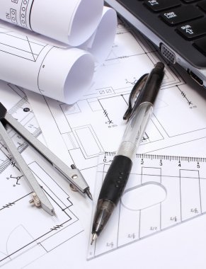 Elektrik diyagramları, çizim ve dizüstü bilgisayar aksesuarları