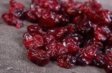 Kızılcık yapısına beton yığını