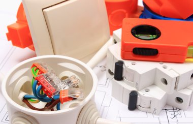 Elektrik bileşenleri, mühendislik işleri ve diyagramları için aksesuarlar
