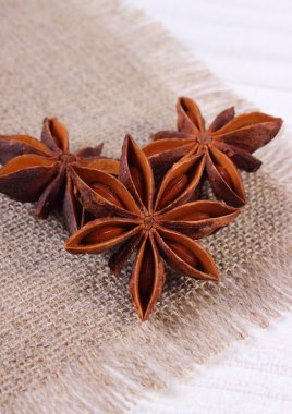 Yıldız anason baharat beyaz ahşap tablo