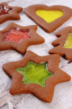 Vitray gingerbread eski ahşap arka plan, Noel zamanı üzerinde