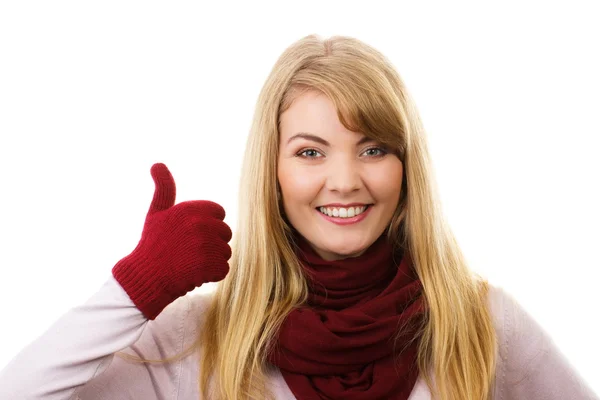 Happy woman in woolen gloves showing thumbs up, positive emotions — Stock fotografie