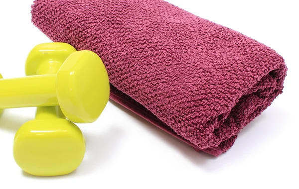 Halters en handdoek voor het gebruik in fitness — Stockfoto