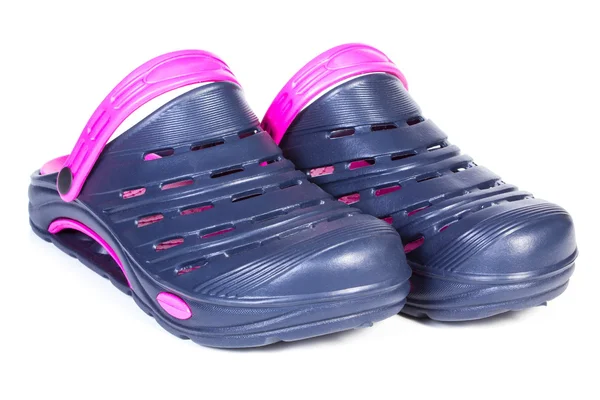 Blauw en paars rubberen slippers, voor gebruik op het werk en op vakantie — Stockfoto