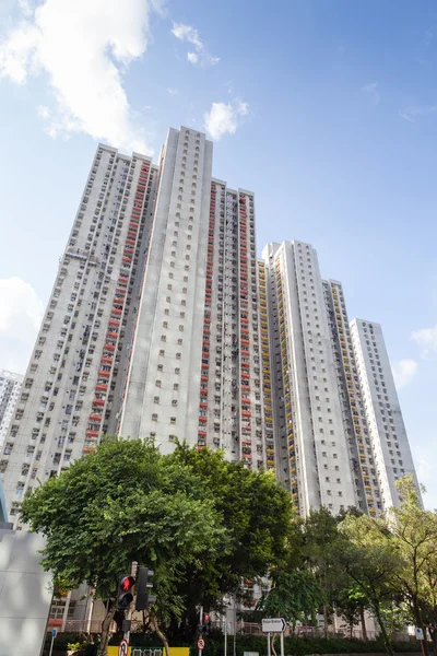 Ψηλό πολυόροφο κτίριο κατοικιών στο Hong Kong — Φωτογραφία Αρχείου