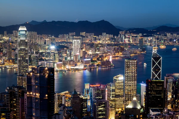 Hong Kong Victoria Limanı manzarası, gece