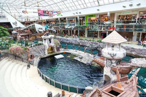 West Edmonton Mall en Alberta, Canadá — Foto de Stock