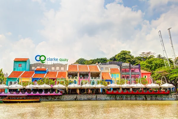 Singapur Landmark: Hdr Clarke Quay nad rzeką Singapur — Zdjęcie stockowe