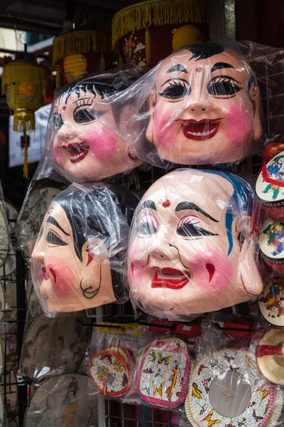 中国娃娃脸面具发售 — 图库照片