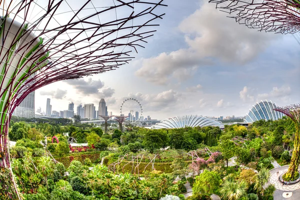 Městské panorama pohled ze zahrady Bay — Stock fotografie