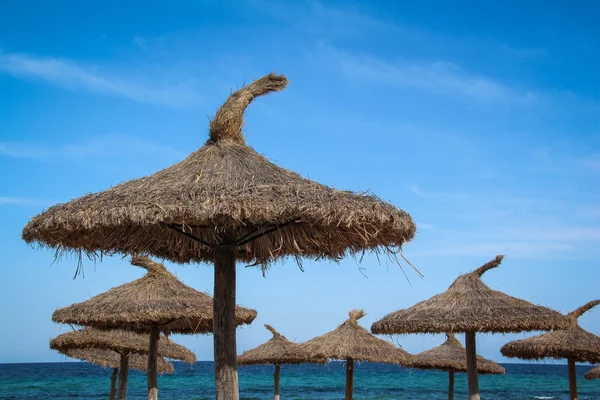 Hermosa playa mediterránea — Foto de Stock