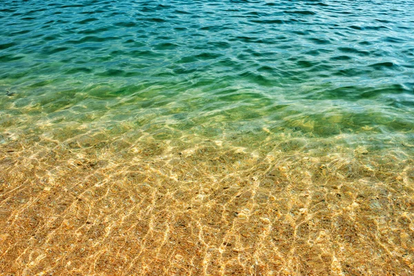 Transparentes Grün Türkisfarbenes Wasser Eines Flachen Meeres Mit Gelbem Sandboden — Stockfoto