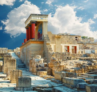 Girit 'teki Knossos Sarayı. Heraklion, Girit, Yunanistan. Ünlü Minos sarayı Knossos 'un antik harabelerinin ayrıntıları.