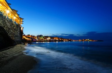 Hersonissos Körfezi Girit, Yunanistan 'da güzel bir akşam 