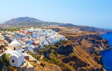 Yunanistan 'ın Fira, Santorini kentinin panoramik manzarası