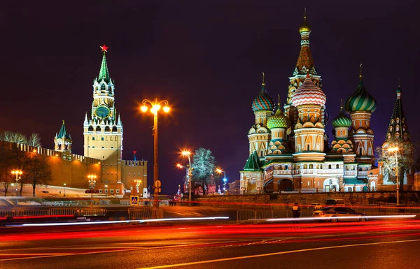 Church Towers Kremlin Night View Novokuznetsk Bridge Tracers Cars — Stockfoto