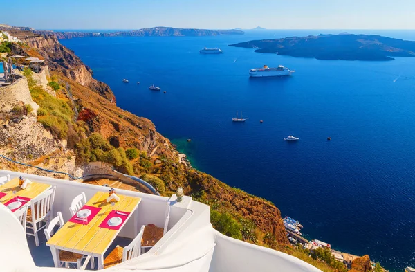 Hotel Fira Cafetería Con Vistas Caldera Crucero Mar Santorini Grecia — Foto de Stock