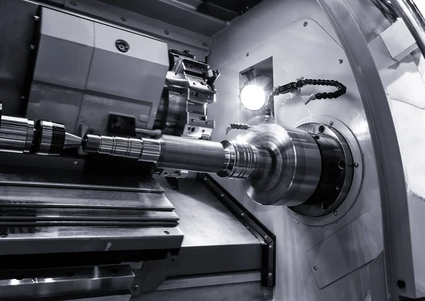 Industrielle Metallbearbeitung Bohrung Bearbeitungsprozess Durch Schneiden Werkzeug Auf Der Automatischen — Stockfoto