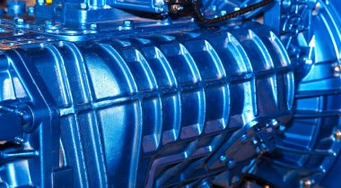 Otomobil motorunun yakın çekim görüntüsü