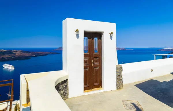 Hermosa Puerta Mar Azul Paisaje Oia Santorini Grecia — Foto de Stock