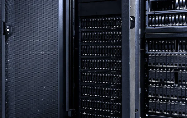 Tecnologia Dell Informazione Concetto Big Data Rackmount Molti Dischi Rigidi — Foto Stock