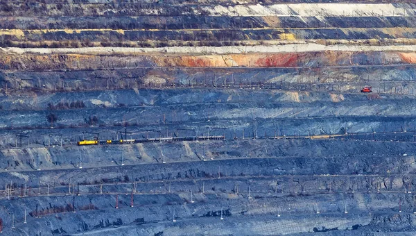 The Ground layers in the open pit