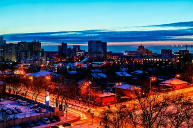 gecede şehrin şafak