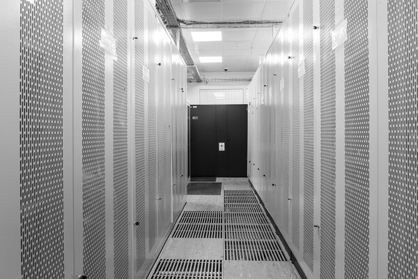 data center server room
